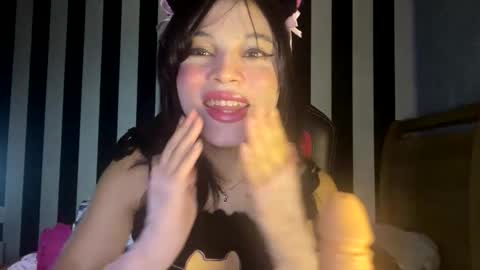 Snapshot of stellapapillon chatting on March 13, 11:55 pm stellapapillon online show from March 13, 11:55 pm