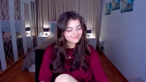 StellaRainbow online show from March 10, 11:15 am