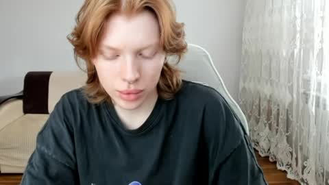 Snapshot of stellaswen chatting on April 27, 11:08 am S T E L L A online show from April 27, 11:08 am