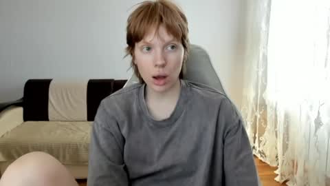 Snapshot of stellaswen chatting on May 21, 11:06 am S T E L L A online show from May 21, 11:06 am