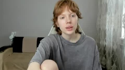 Snapshot of stellaswen chatting on June 22, 10:23 am S T E L L A online show from June 22, 10:23 am