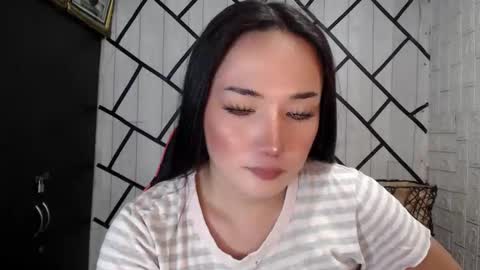 Snapshot of stellaven chatting on May 19, 10:21 am Stellaven online show from May 19, 10:21 am