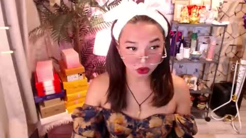 Stella sweet online show from April 23, 3:41 am