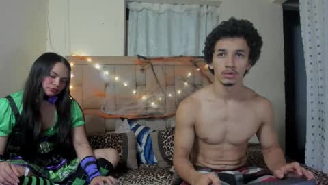 Stepcouple   online show from October 22, 10:20 pm