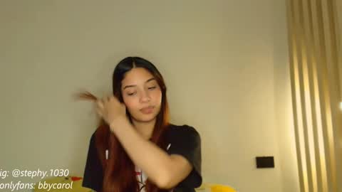 Snapshot of steph_y1030 chatting on May 12, 5:04 am stephany online show from May 12, 5:04 am