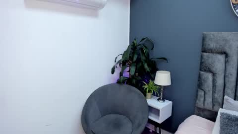 Stephane Rouss online show from October 31, 7:59 pm