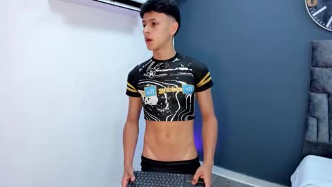 Stephane Rouss online show from November 15, 7:54 pm