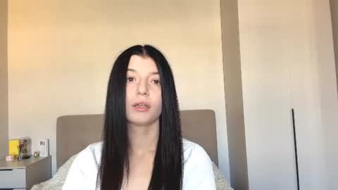 Snapshot of stephaniaharpool chatting on July 13, 3:31 am Amelia online show from July 13, 3:31 am