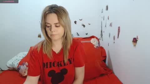 Stephanie   online show from February 2, 11:09 am