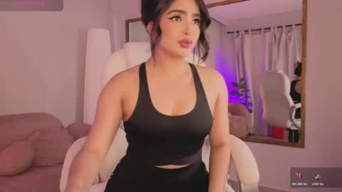 stephany_harlot online show from April 10, 10:36 pm