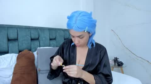 Stefanny online show from November 21, 12:10 am