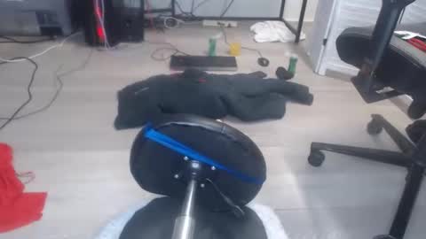 stephcd88 online show from April 18, 1:59 pm