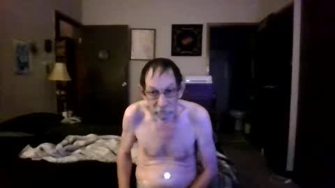 Snapshot of stephenasmith3 chatting on April 28, 1:59 am stephenasmith3 online show from April 28, 1:59 am