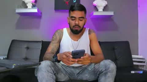    ................     online show from October 28, 10:12 pm