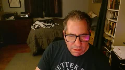 stephenhal9 online show from March 12, 4:51 am