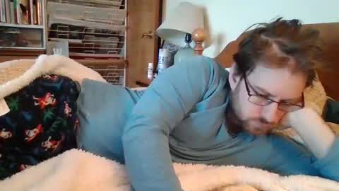 Snapshot of sterben13v chatting on February 17, 1:40 pm Ian23602 online show from February 17, 1:40 pm