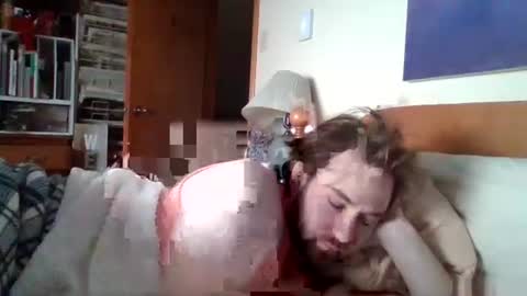 Snapshot of sterben13v chatting on February 24, 12:25 pm Ian23602 online show from February 24, 12:25 pm