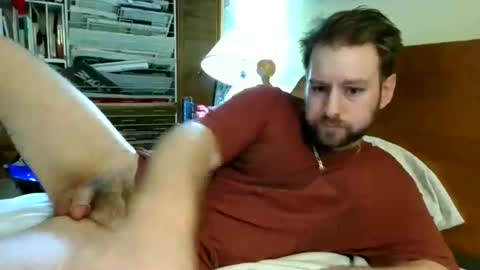 Snapshot of sterben13v chatting on July 15, 11:48 am Ian23602 online show from July 15, 11:48 am