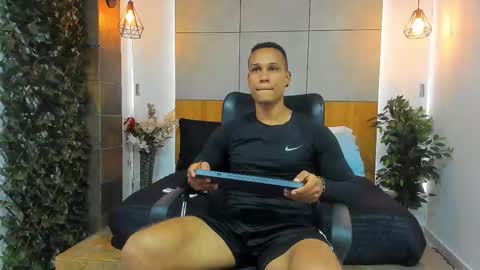    online show from February 26, 7:35 pm