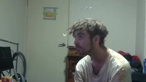 Snapshot of steveaussie chatting on January 22, 8:59 pm Australian420 online show from January 22, 8:59 pm