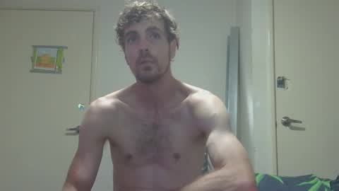 Snapshot of steveaussie chatting on March 2, 4:42 pm Australian420 online show from March 2, 4:42 pm