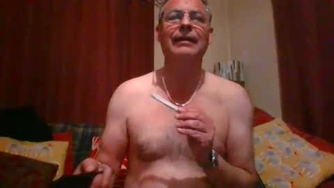 Snapshot of stevejm3740 chatting on April 12, 1:10 am stevejm3740 online show from April 12, 1:10 am