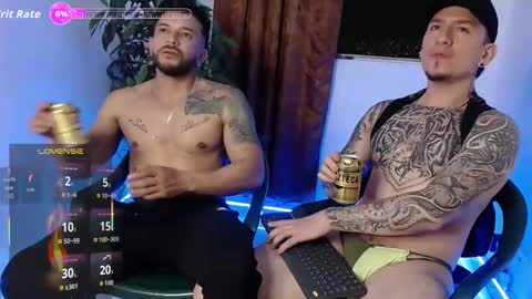 Snapshot of steven__tayler chatting on October 27, 7:01 am Steven Tayler online show from October 27, 7:01 am