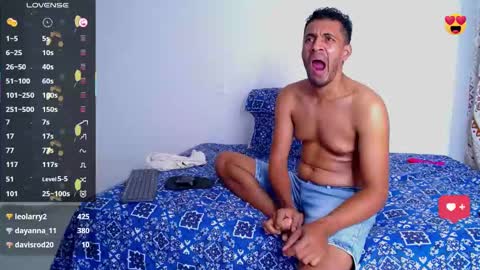 Snapshot of steven_smith05 chatting on February 26, 4:47 am Esteban online show from February 26, 4:47 am