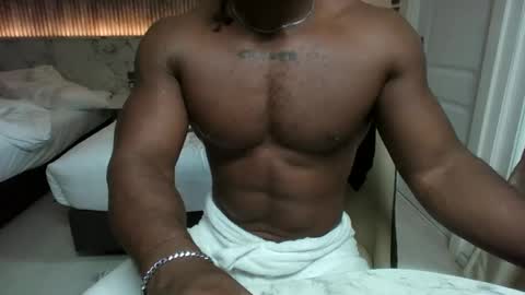 Snapshot of stevenbr359 chatting on November 7, 12:32 am stevenbr359 online show from November 7, 12:32 am