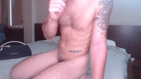 Snapshot of steveoceanbeanhuge chatting on November 2, 12:46 am Alex online show from November 2, 12:46 am