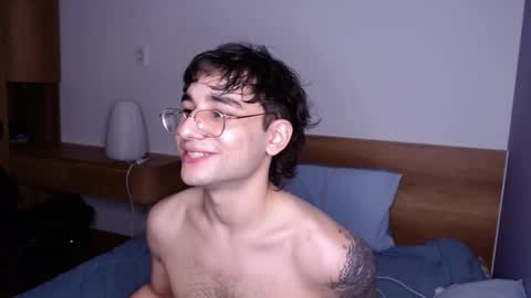 Snapshot of steveoceanbeanhuge chatting on February 20, 4:07 pm Alex online show from February 20, 4:07 pm