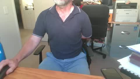 SteveTheTigerr online show from February 2, 4:11 am