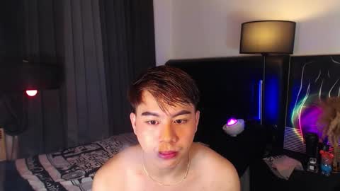 Snapshot of stevetwinktop chatting on October 17, 1:03 pm STEVE online show from October 17, 1:03 pm