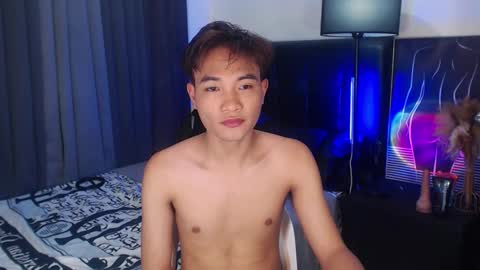 Snapshot of stevetwinktop chatting on October 26, 5:52 pm STEVE online show from October 26, 5:52 pm