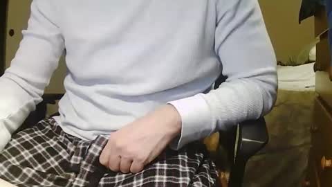 Chillguy online show from December 17, 5:57 am