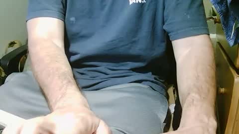 Snapshot of stevo69697 chatting on April 10, 4:33 pm Chillguy online show from April 10, 4:33 pm