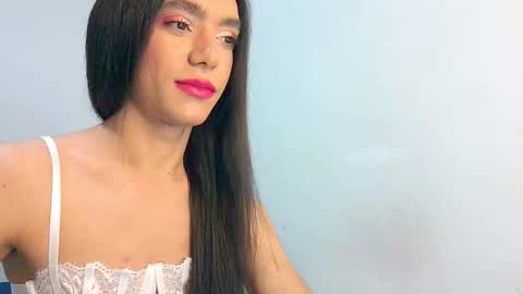 sthefany2512 online show from March 20, 1:43 am