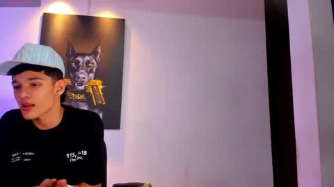 Stiven  brendan online show from November 7, 3:17 am