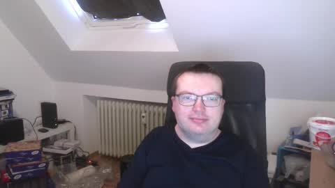 Oliver online show from March 24, 5:45 am