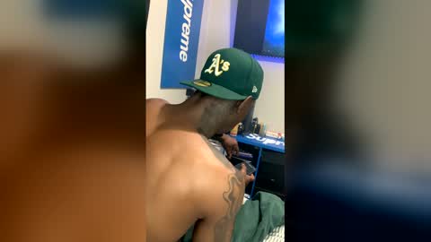 Chocolate Stic online show from March 29, 5:46 pm