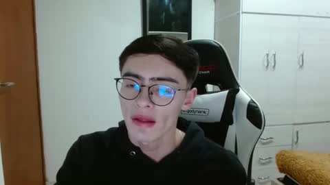 stiv_grant online show from January 27, 11:22 pm