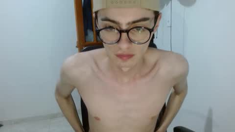 Snapshot of stiv_grant chatting on May 3, 1:22 am stiv_grant online show from May 3, 1:22 am