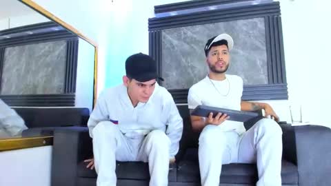 friends online show from February 14, 5:15 am