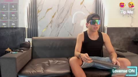 friends online show from April 10, 3:45 am