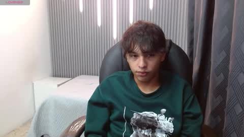 Stiwen online show from February 26, 1:43 pm