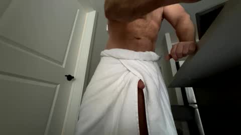stlhotwifeguy online show from March 2, 4:14 pm