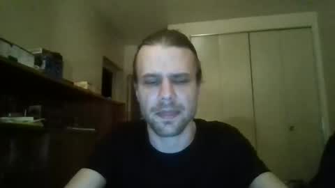 Snapshot of stockingsnfeet chatting on April 27, 1:14 am stockingsnfeet online show from April 27, 1:14 am