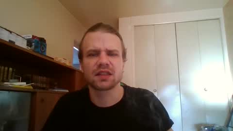 Snapshot of stockingsnfeet chatting on April 28, 7:02 am stockingsnfeet online show from April 28, 7:02 am