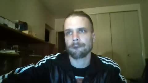 Snapshot of stockingsnfeet chatting on May 19, 9:43 pm stockingsnfeet online show from May 19, 9:43 pm