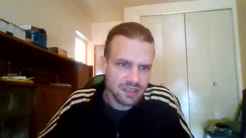 Snapshot of stockingsnfeet chatting on June 4, 9:48 am stockingsnfeet online show from June 4, 9:48 am
